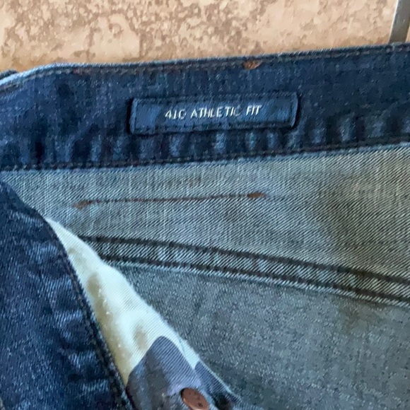 Lucky Jeans. W 34. L 32. Men’s. - Picture 3 of 6